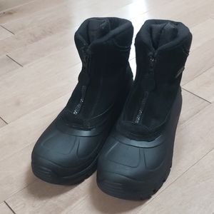 Totes men's black snow boots Sz 9